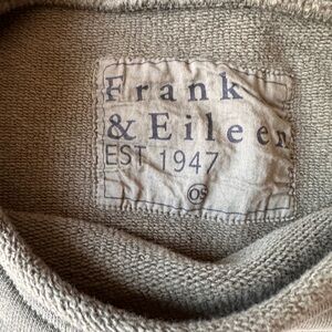 Frank and Eileen Capelette poncho army green SWEATSHIRT OS